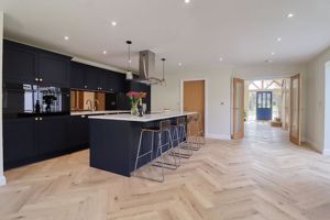 Kitchen/Diner- click for photo gallery